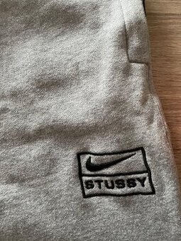 Nike x stussy tepláky