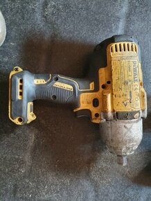 Dewalt DCF 899