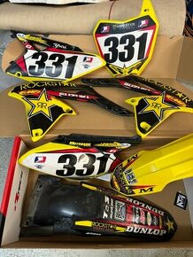 Predám plasty Suzuki rmz 250 2010-2018