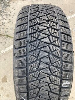 Bridgestone zimná 235/55R17 - 1 kus