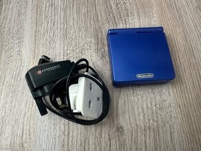 Nintendo Game Boy Advance SP - 1