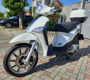 Piaggio Liberty 125 rok 2015 2900km