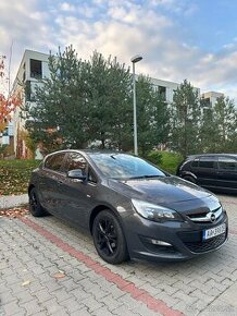 Opel Astra J 1.6. 85kw 2015 - 1