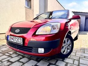 KIA RIO SEDAN, 1,4i BENZÍN, 4/2009, 195 544KM, SLOVENSKÝ KUS