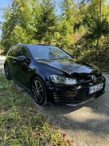 Volkswagen Golf GTD 2.0 TDi - 1