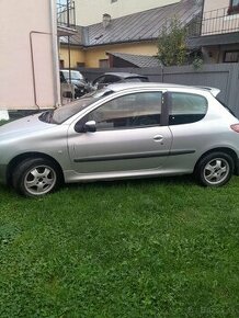 Predam Peugeot 206 1.4 Benzín - 1