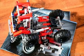 Lego technic Rally Truck 8261