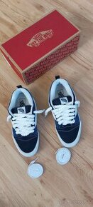 Vans Knu skool s tucnymi snurkami