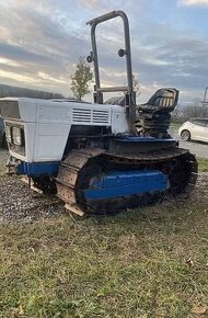 Pasový traktor 2 valec diesel