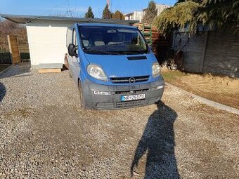 Opel vivaro 1.9 CDTI 74kw