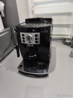 Kávovar DeLonghi