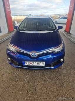 Toyota Auris -  Hybrid 2016