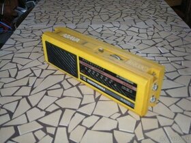 Retro radio