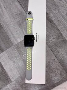 Apple watch 3