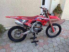 Honda crf250r 24