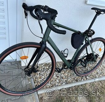 Triban gravelový bicykel grvl 120