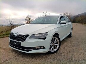 Škoda Superb III Combi 2.0 TDI XENON NAVI MODEL 2017 - 1