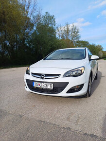 Predám Opel Astra J 1,6 CDTI 81kW r. 2015