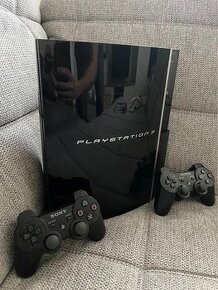 Predám - Playstation 3 + 2 ovládače