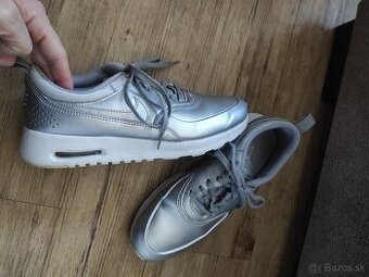 Nike dámske tenisky veľ EUR40