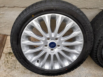 17" Ford Focus - 1