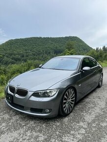 BMW 325i Coupe - 1