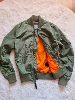 Alpha Industries bombera