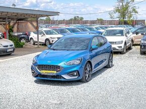 Ford Focus 2.3T ST PERFORMANCE 206 KW ČR 7/22 9 000 KM