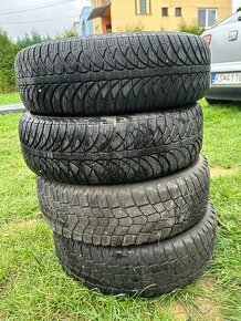 Predam 195/65 R15 zimne pneumatiky