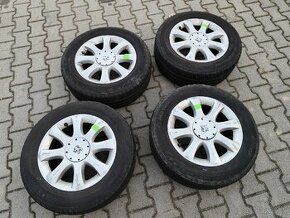 215/60 R16" alu kolesá z Peugeot 807