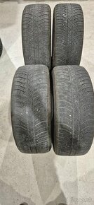 255/55 R19