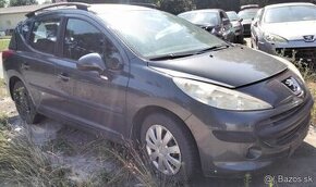 PEUGEOT 207 1.4 2007 predám motor 8FS PREDNÝ NARAZNÍK, Peuge