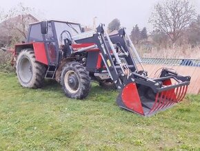 Zetor 8045 s čelným nakladačom