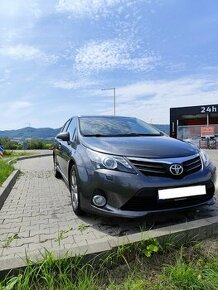 Toyota Avensis combi 2013 Automat diesel