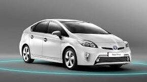 Predám náhradné diely Toyota prius Prahy 80eur Kufrove dvere