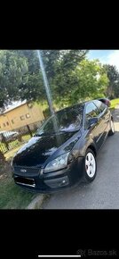 Ford focus hatchback - 1