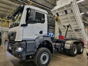 MAN TGS 33.520 6x6 VYKLÁPAČ MEILLER KIPPER