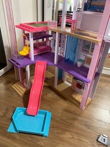 Barbie Dreamhouse Vysnívaný domček pre bábiky