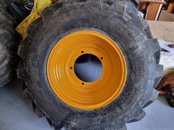 Pneu 16,9/80-24 Michelin Power CL + disk na JCB 3CX Super