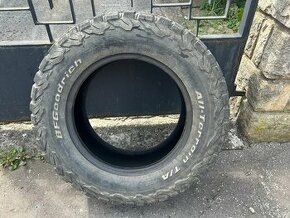 Predám BFgoodrich All-Terrain KO2 265/65 R17 - 1