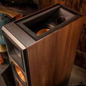 Klipsch RP-8060FA Hi-Fi Stĺpove reproduktory Walnut