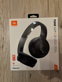 JBL Tune 520BT