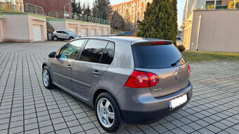 VOLKSWAGEN GOLF 5 1.9.TDI 77 KW COMFORLINE R.V.2009 KUP SR