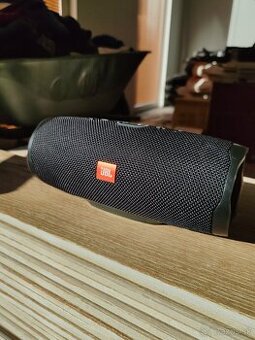 Jbl charge 4