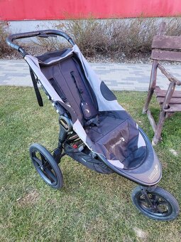 Trojkolesový kočík Baby Jogger Summit X3