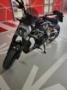 Ducati Diavel 1260 XDIAVEL S - 1