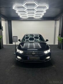 Volkswagen Passat ELEGANCE 2021 2.0tdi 147kw 4x4 DSG 1.maj - 1