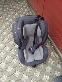 Predám detskú sedačku Petite&mars Prime II isofix