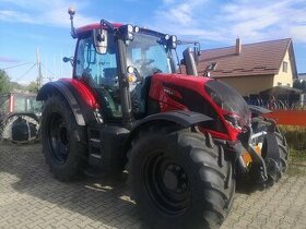 traktor VALTRA N155e Versu - 1