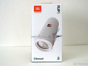 JBL Flip5 - Biely